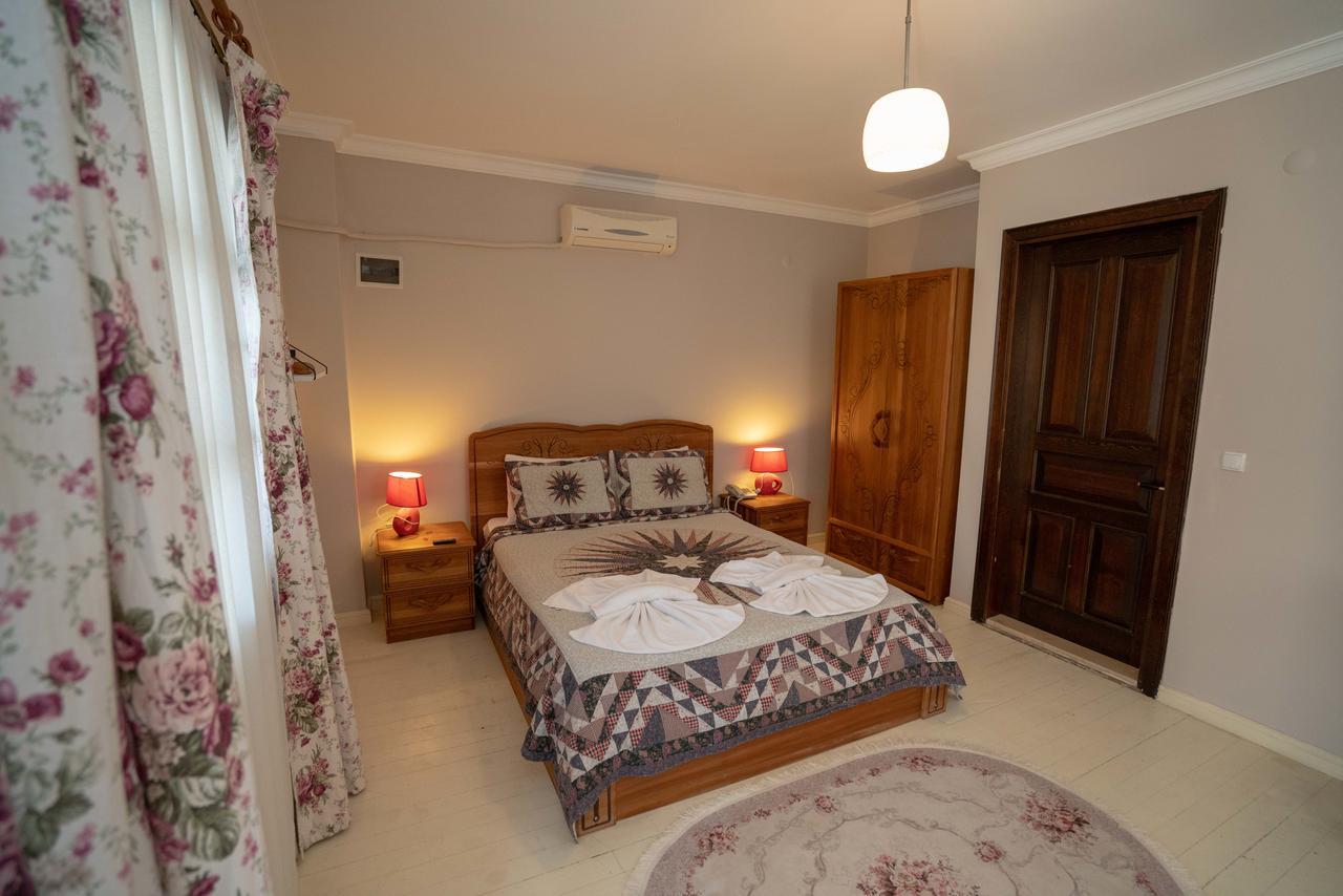 Nobela Otel