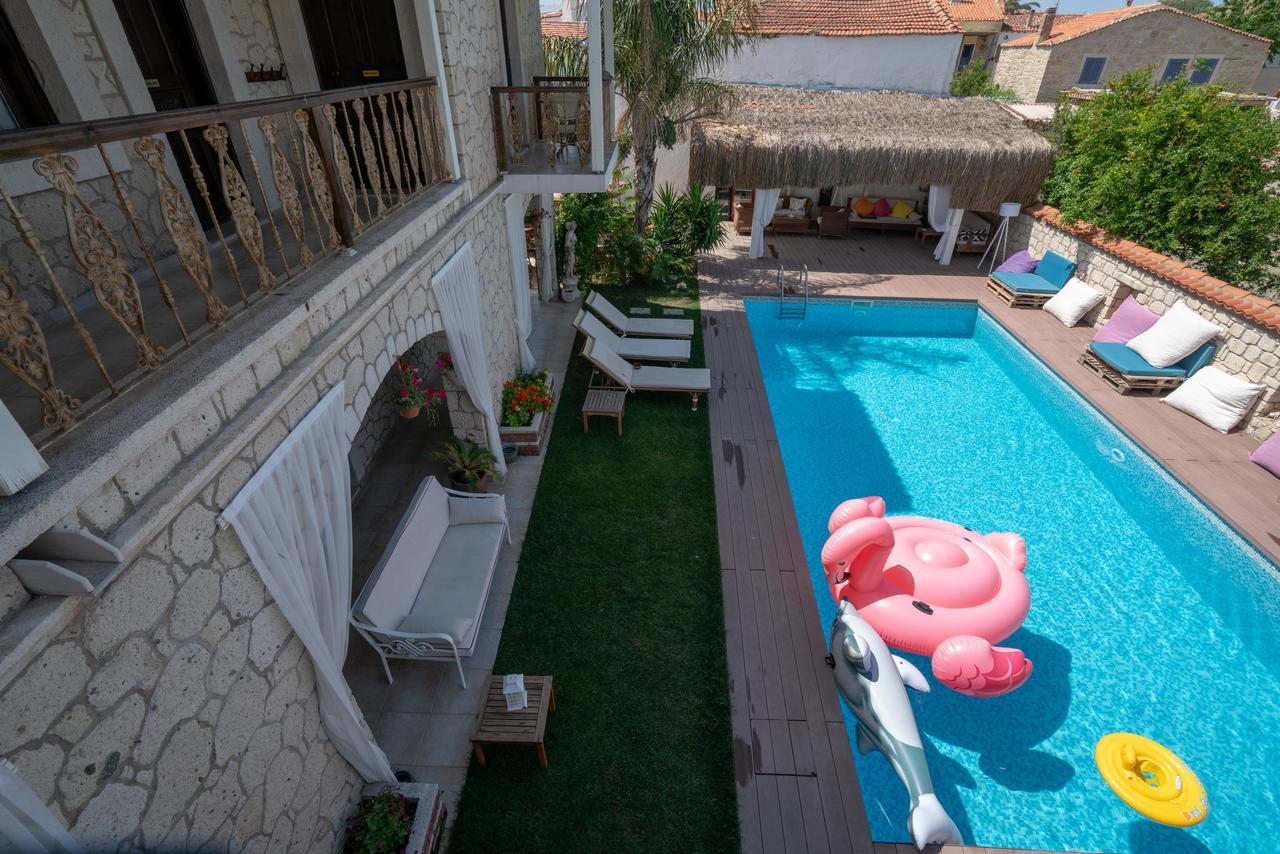 Nobela Otel 2*